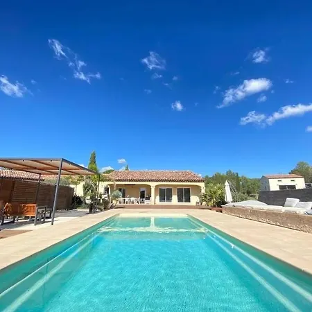 Villa Piscine. A 20 Min A 5min